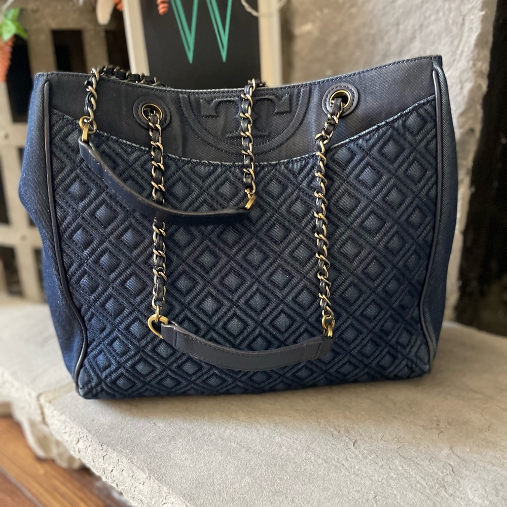 Tory Burch shoulder bag 🎉auction 4/15@7pmEST🎉
